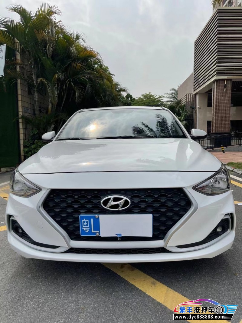 19年现代悦动轿车抵押车出售