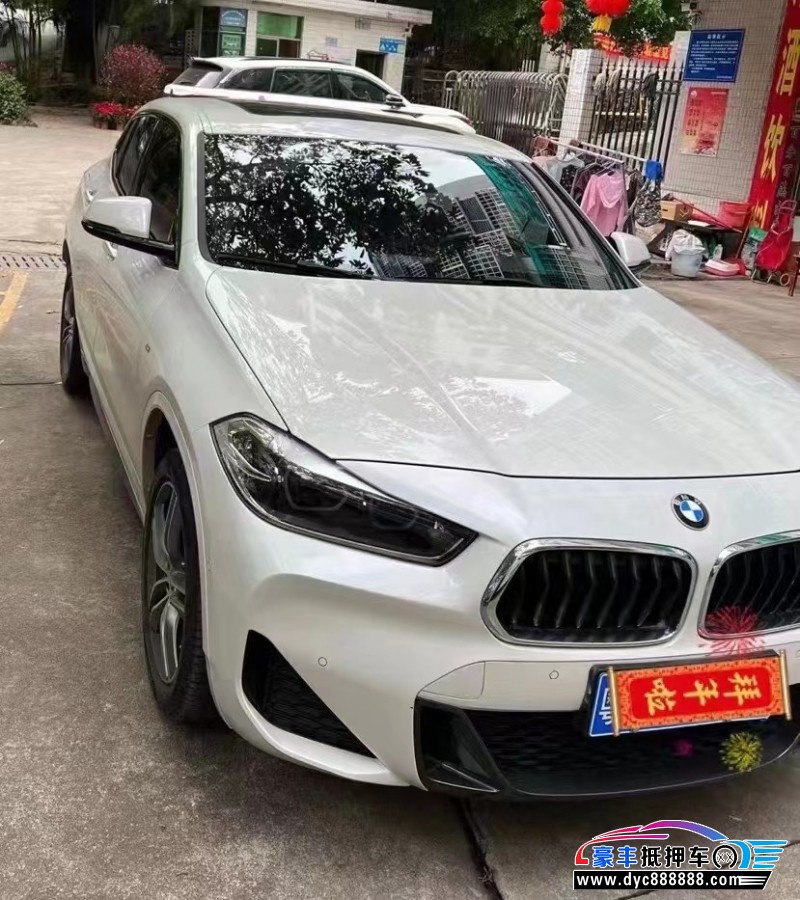 20年宝马X2轿车抵押车出售