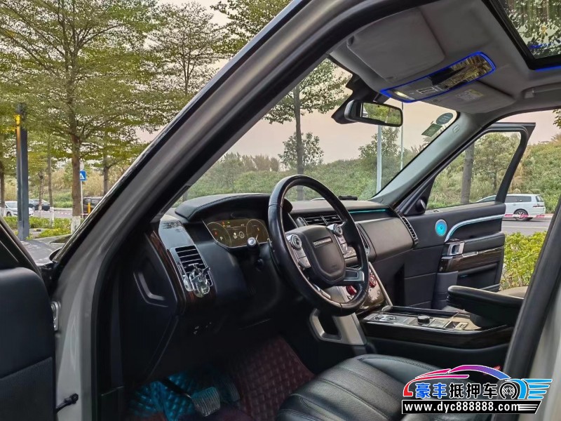 13年路虎揽胜行政轿车抵押车出售