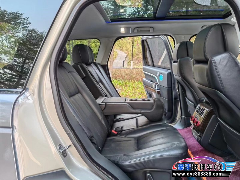 13年路虎揽胜行政轿车抵押车出售