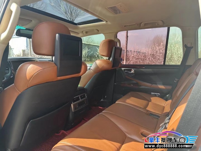 15年雷克萨斯LX轿车抵押车出售