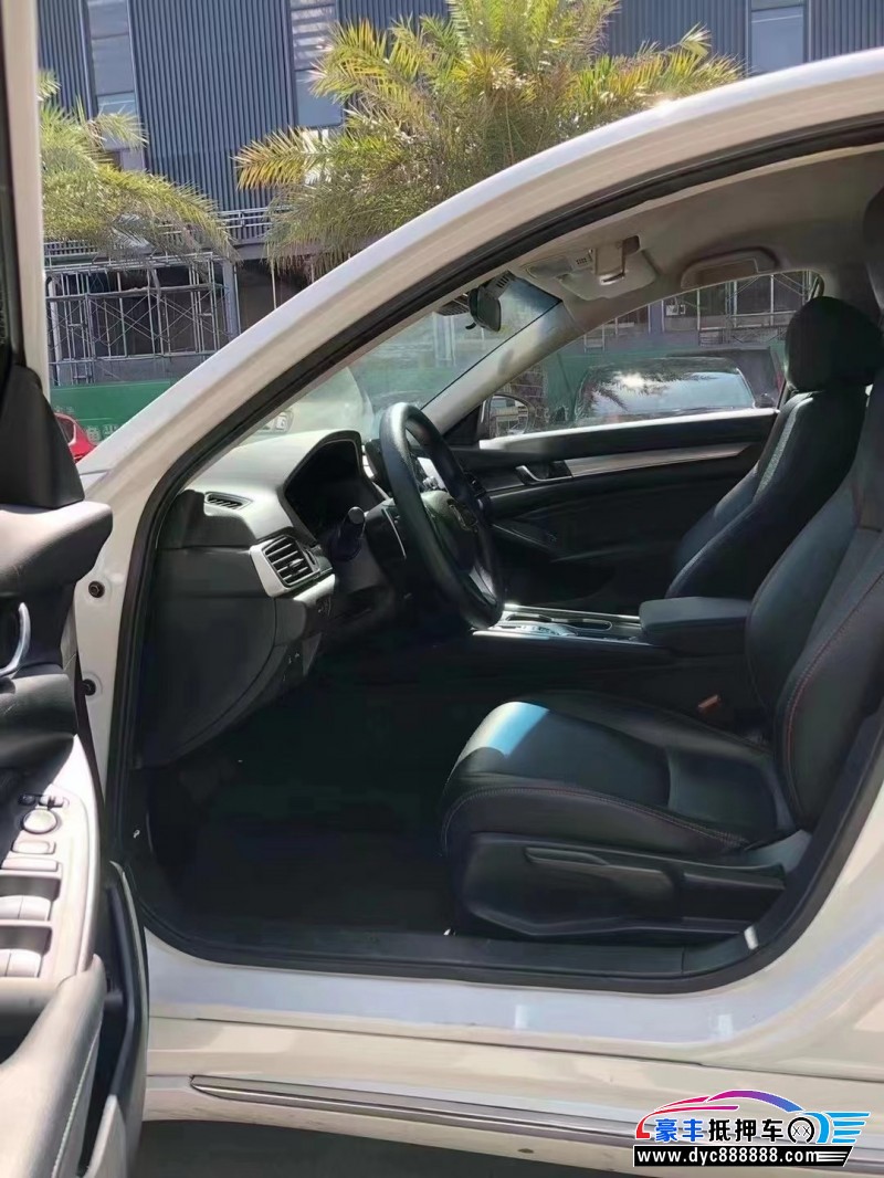 20年本田雅阁轿车抵押车出售