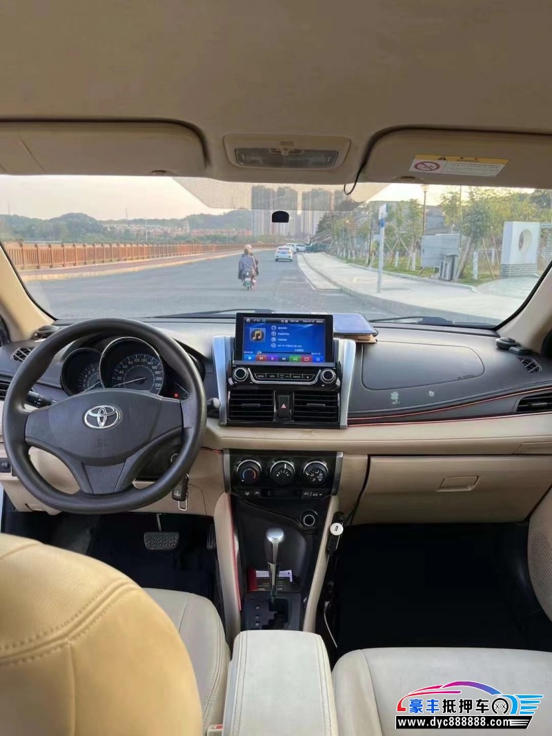 16年丰田威驰轿车抵押车出售