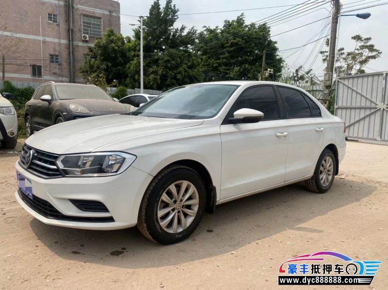 17年大众宝来轿车抵押车出售