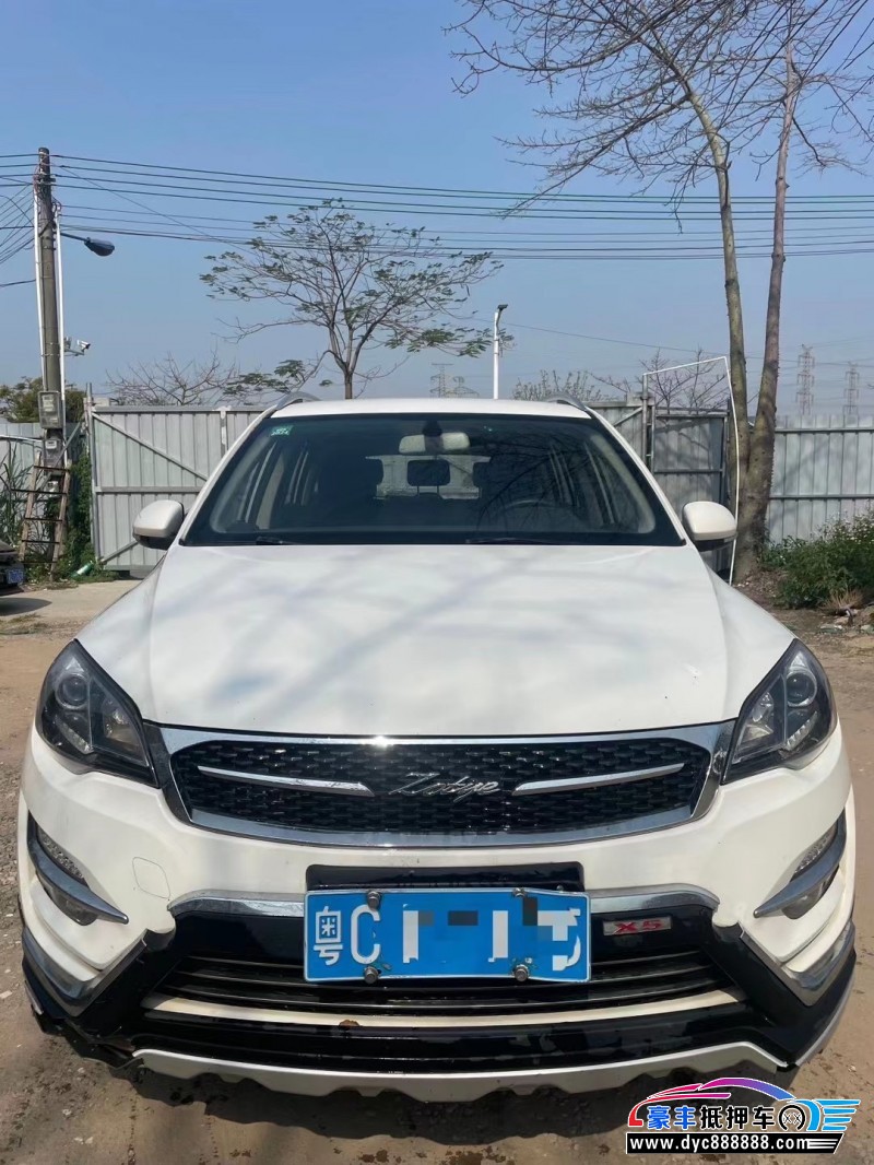 16年众泰大迈X5轿车抵押车出售