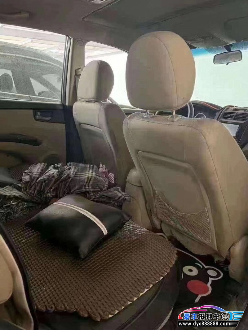 13年起亚狮跑SUV抵押车出售