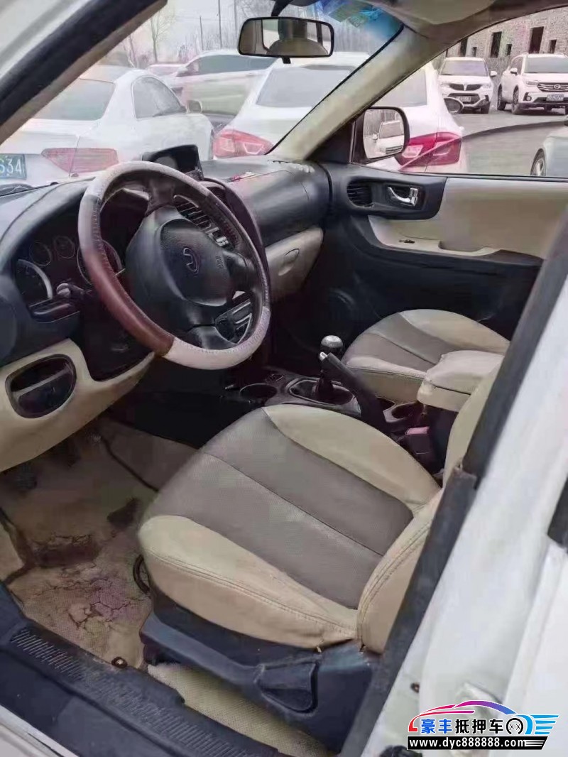 13年现代圣达菲SUV抵押车出售