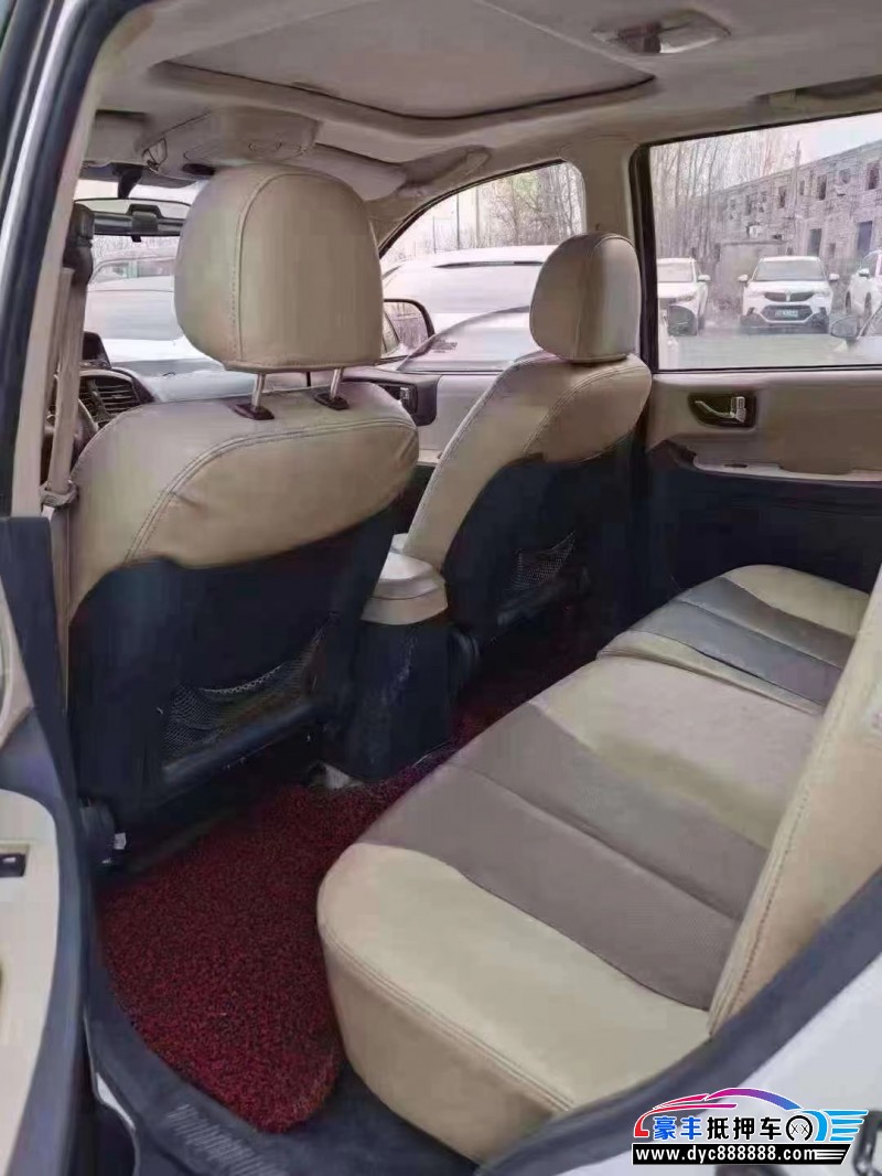 13年现代圣达菲SUV抵押车出售