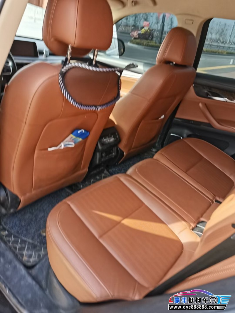 18年汉腾汽车X7SUV抵押车出售