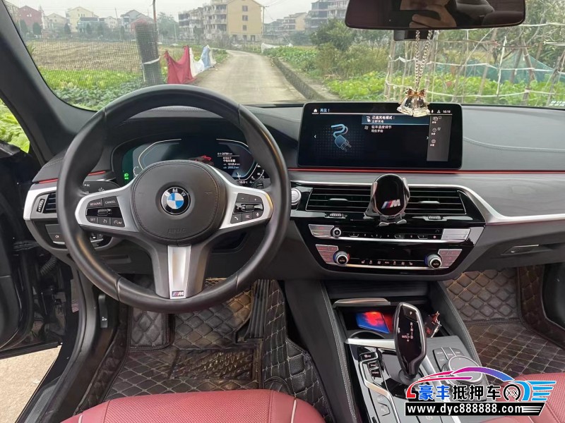 21年宝马5系轿车抵押车出售