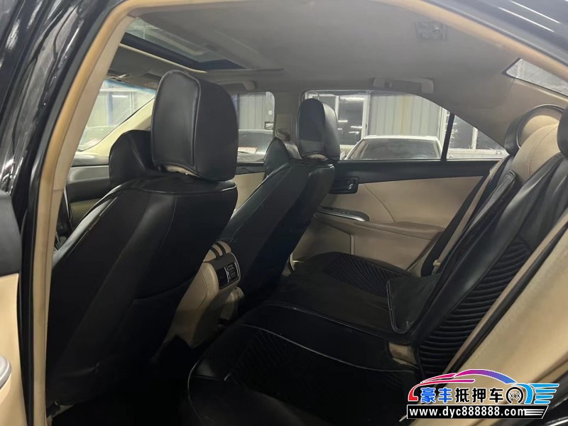 13年丰田凯美瑞轿车抵押车出售