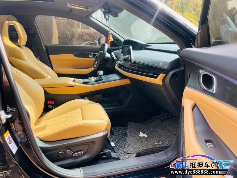 21年长安长安UNI轿车抵押车出售