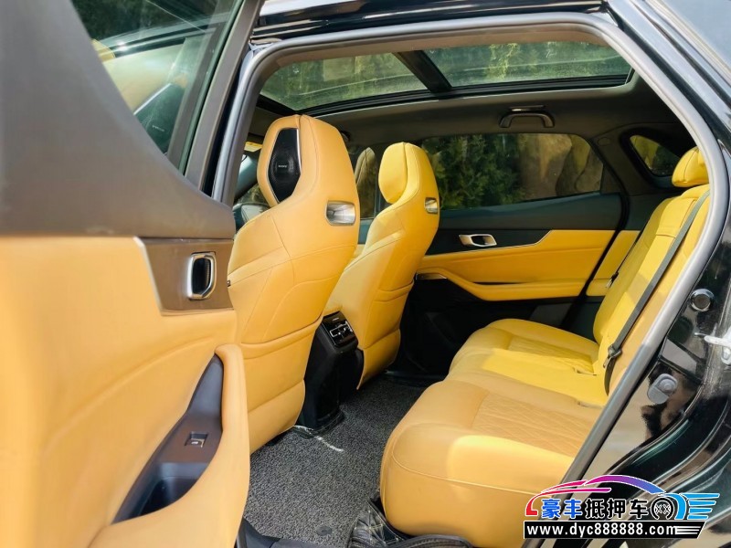 21年长安长安UNI轿车抵押车出售