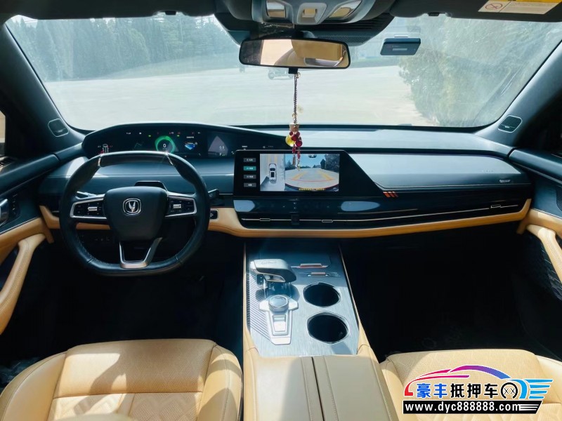 21年长安长安UNI轿车抵押车出售