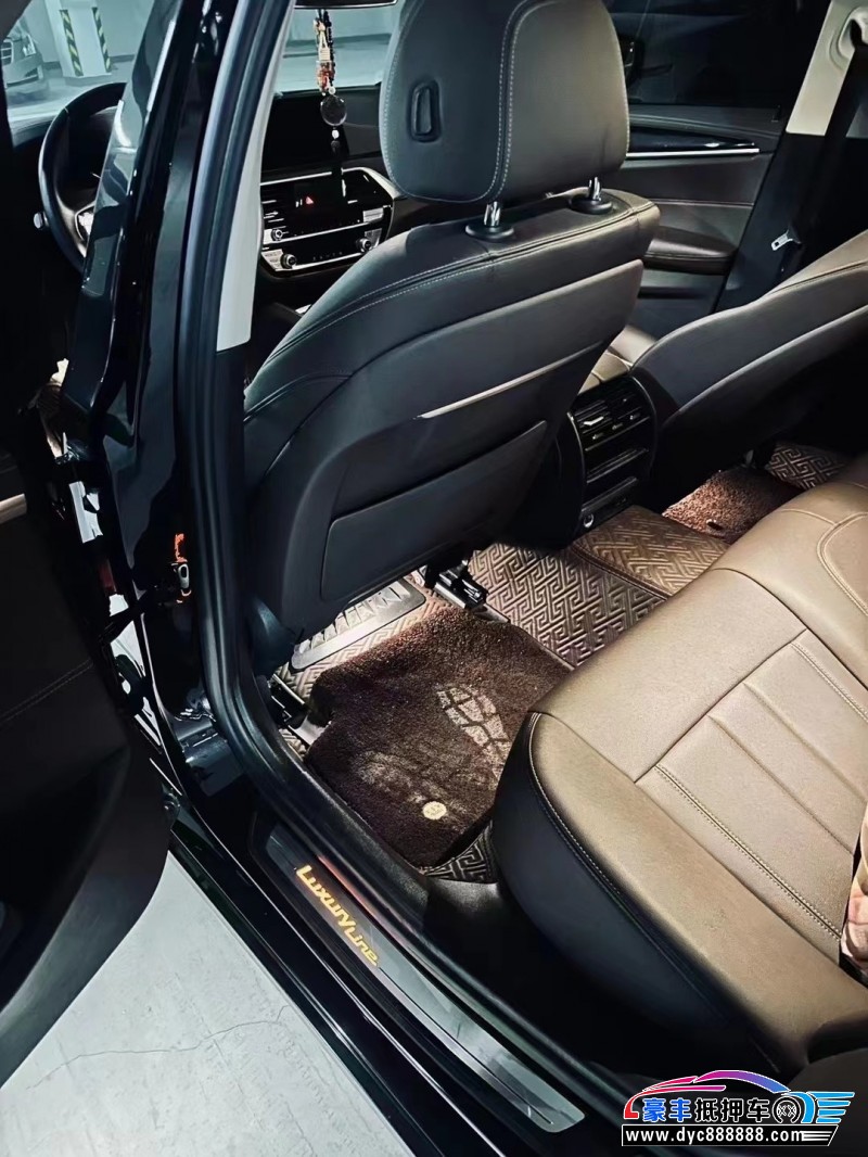 20年宝马5系轿车抵押车出售