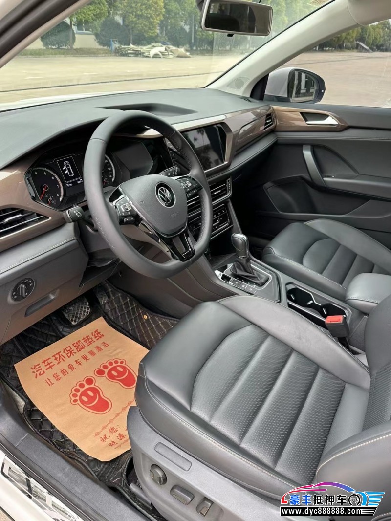 21年大众途岳轿车抵押车出售