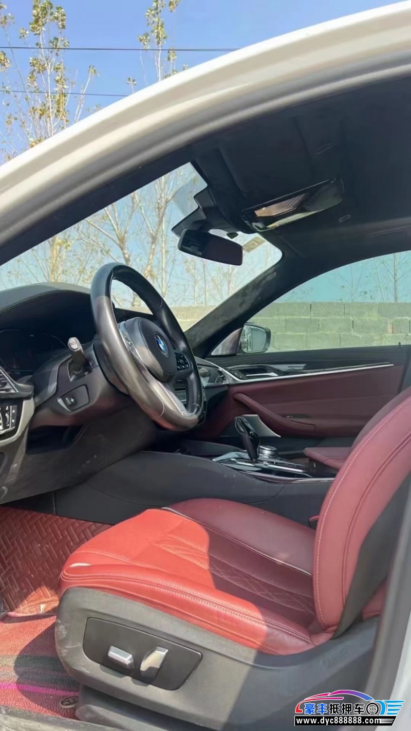 21年宝马5系轿车抵押车出售