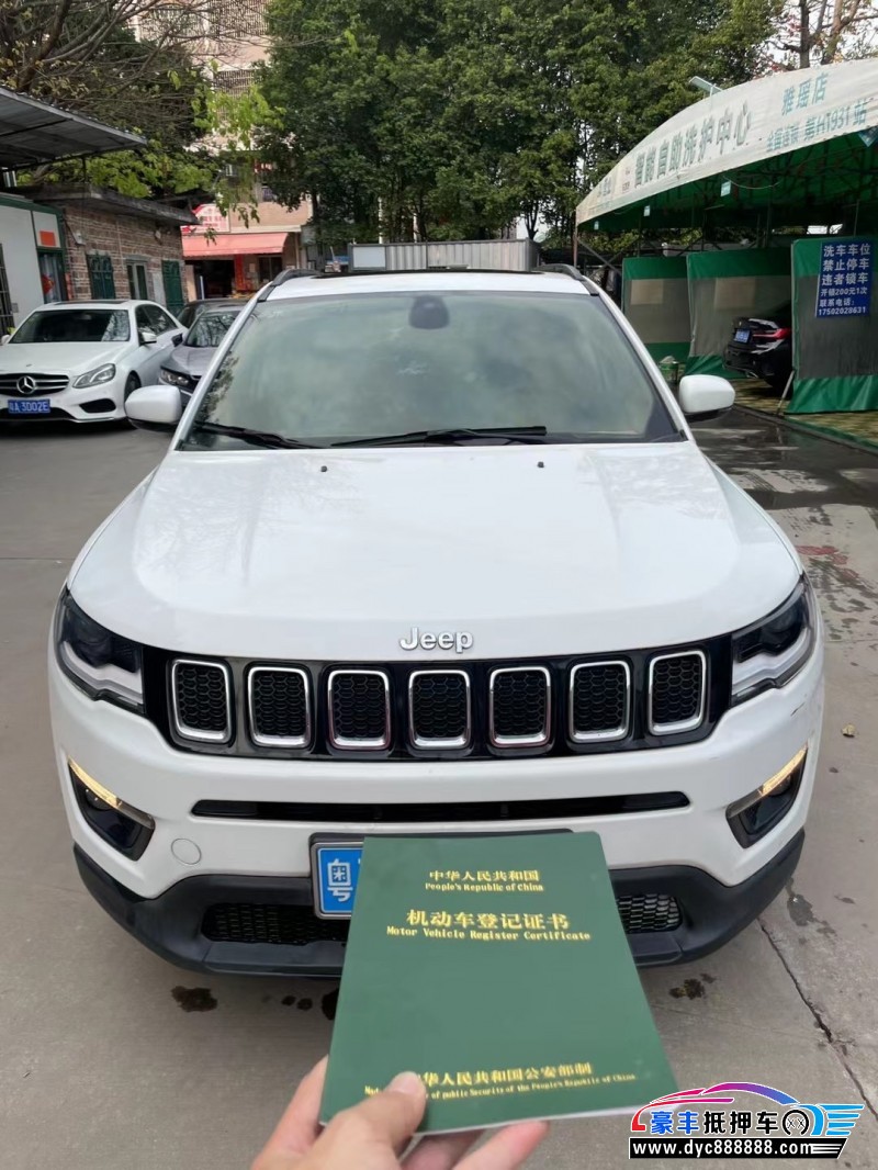 17年Jeep指南者轿车抵押车出售