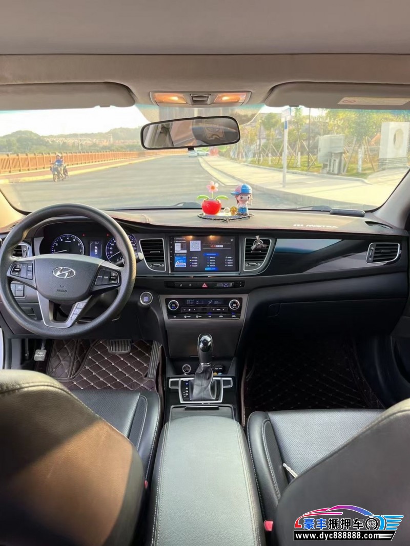 15年现代名图轿车抵押车出售