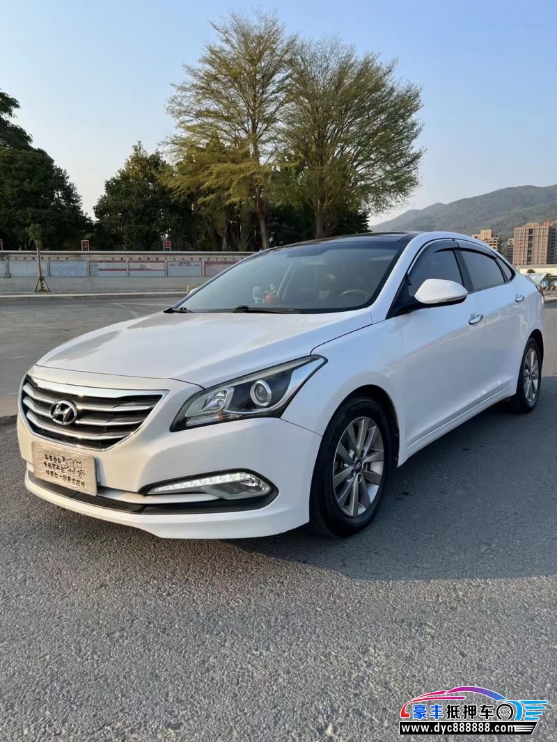 15年现代名图轿车抵押车出售