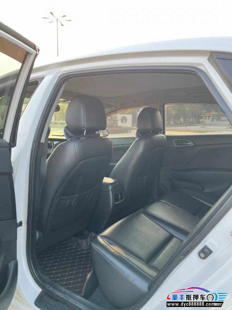 15年现代名图轿车抵押车出售