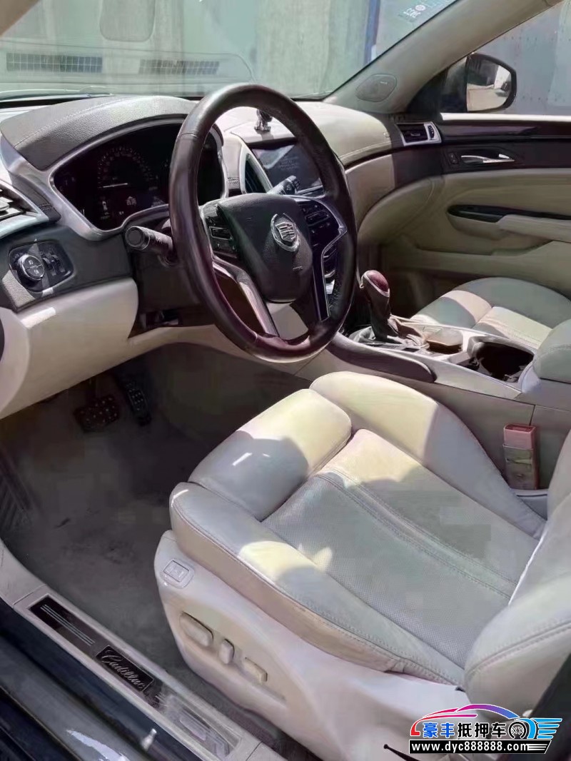 16年凯迪拉克SRX轿车抵押车出售