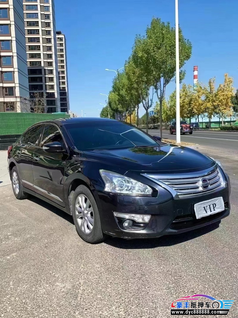 15年日产天籁轿车抵押车出售