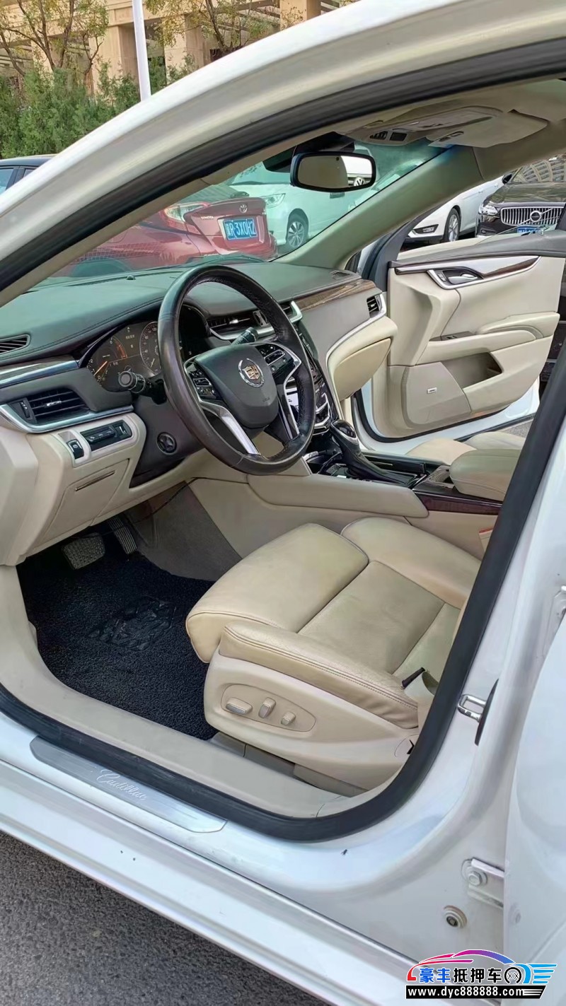 13年凯迪拉克XTS轿车抵押车出售