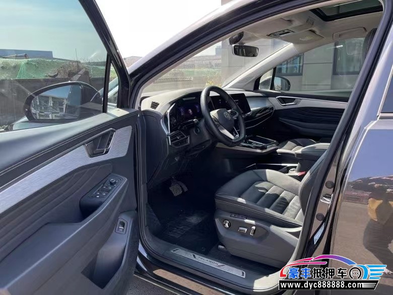 22年大众揽镜轿车抵押车出售