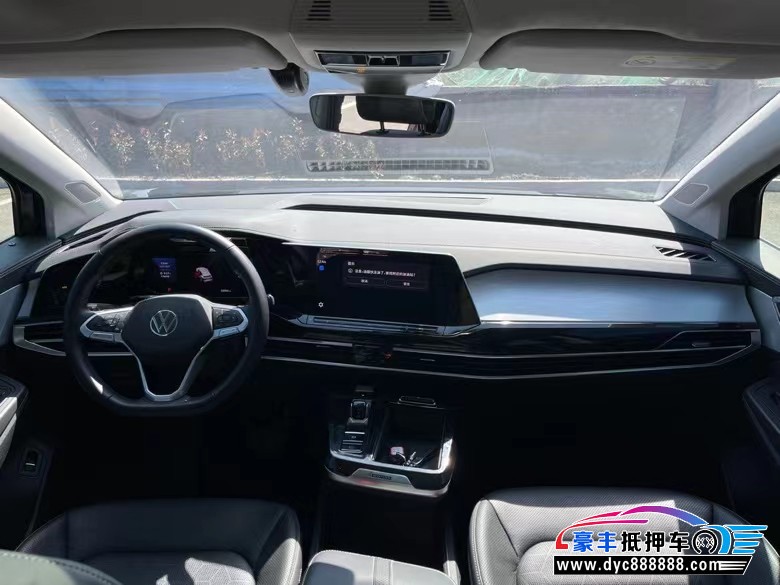 22年大众揽镜轿车抵押车出售