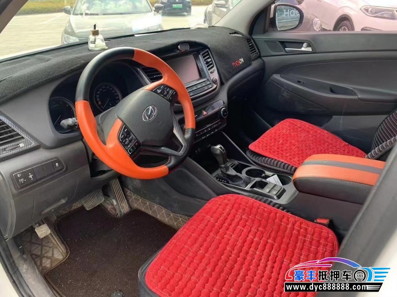 18年现代途胜SUV抵押车出售