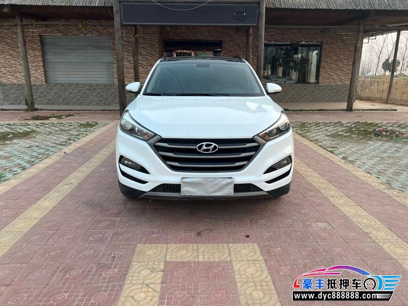 16年现代途胜轿车抵押车出售