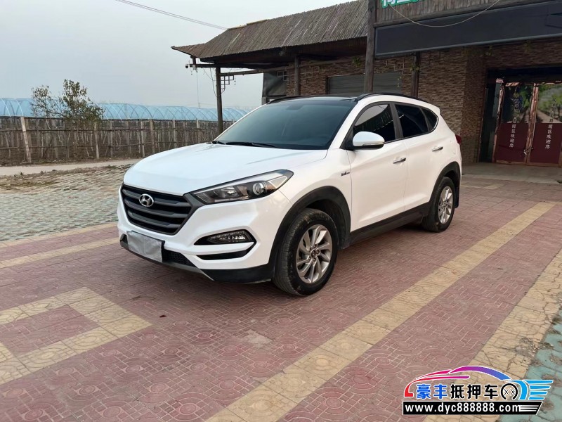 16年现代途胜轿车抵押车出售