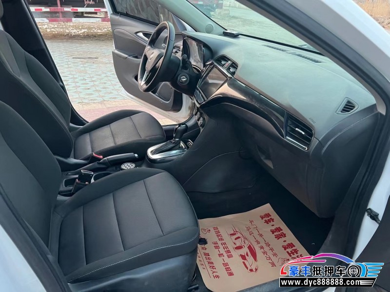 18年别克凯越轿车抵押车出售