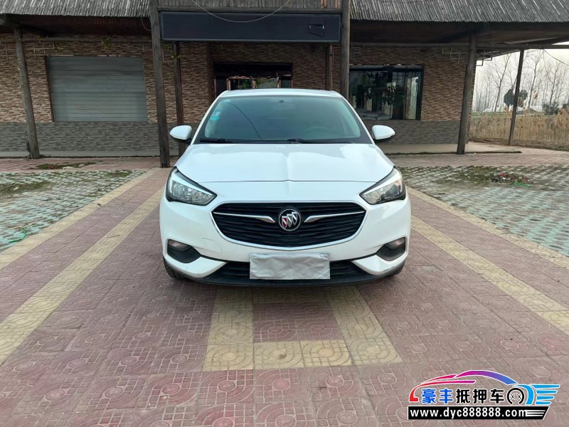 18年别克凯越轿车抵押车出售