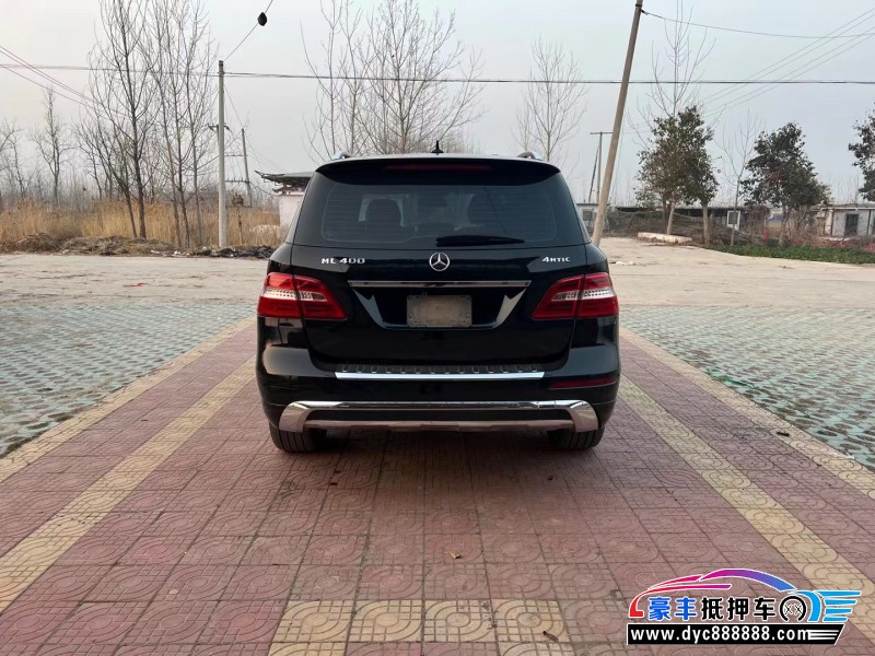 13年奔驰ML轿车抵押车出售