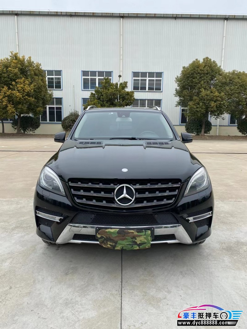 13年奔驰ML轿车抵押车出售