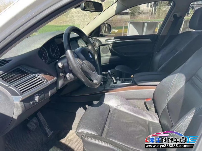 12年宝马X6轿车抵押车出售