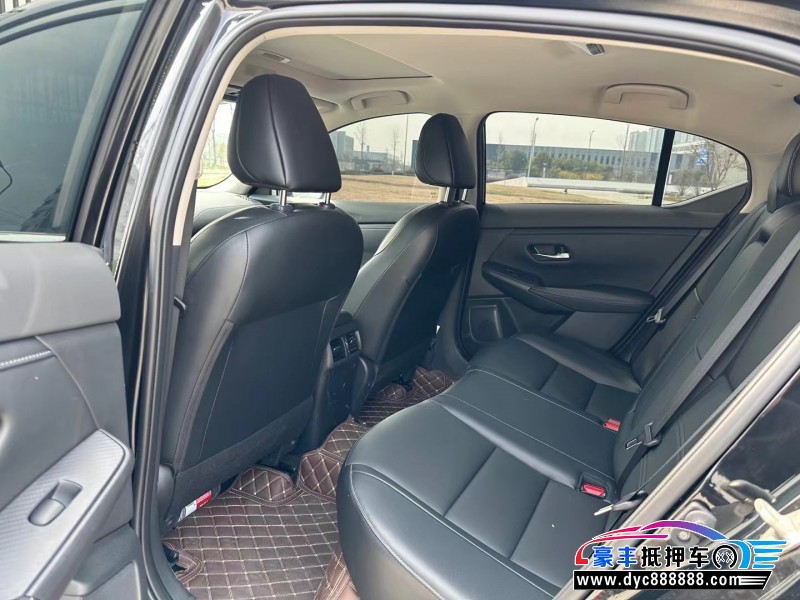 22年日产轩逸轿车抵押车出售