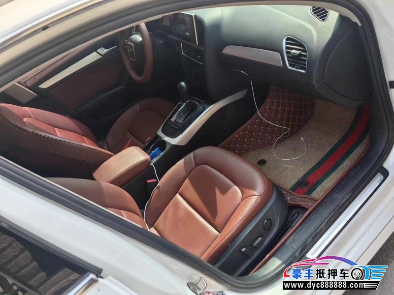 12年奥迪A4轿车抵押车出售