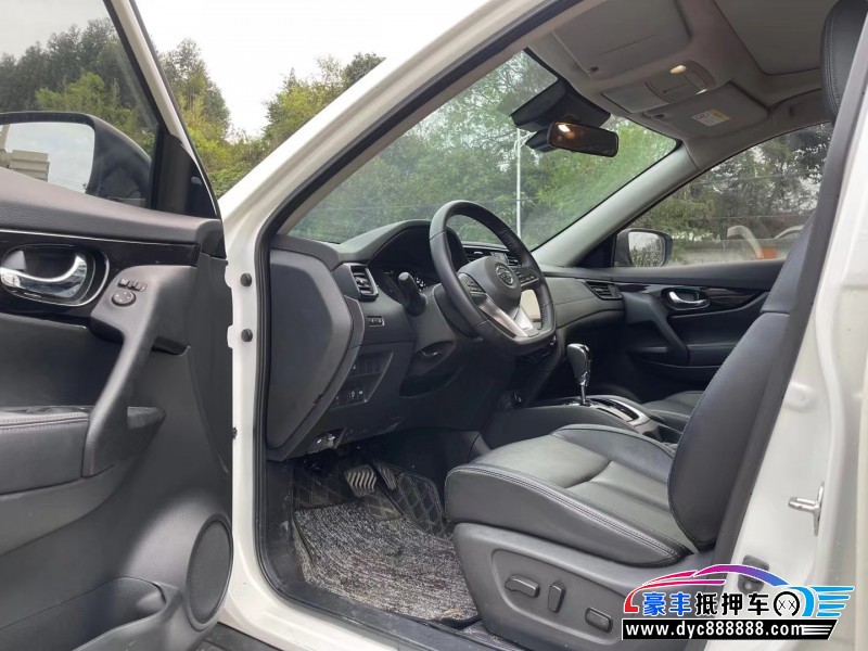 21年日产奇骏轿车抵押车出售