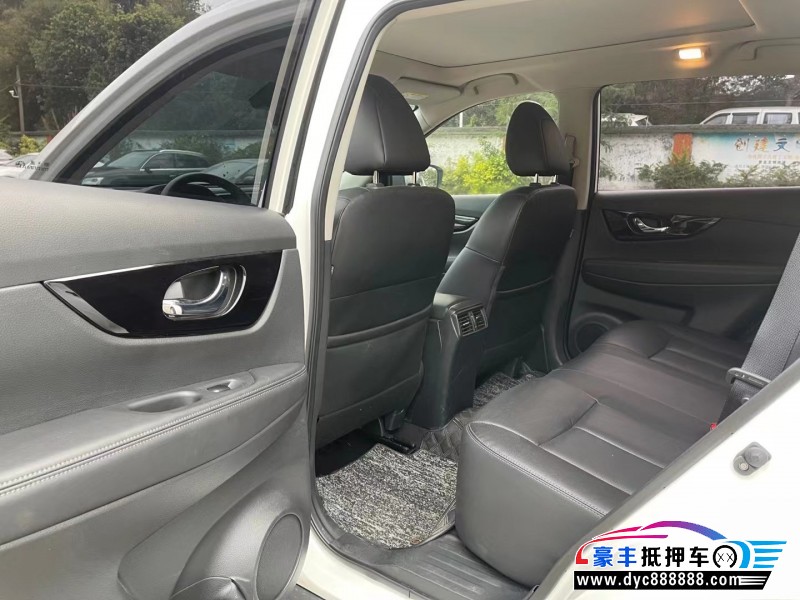 21年日产奇骏轿车抵押车出售