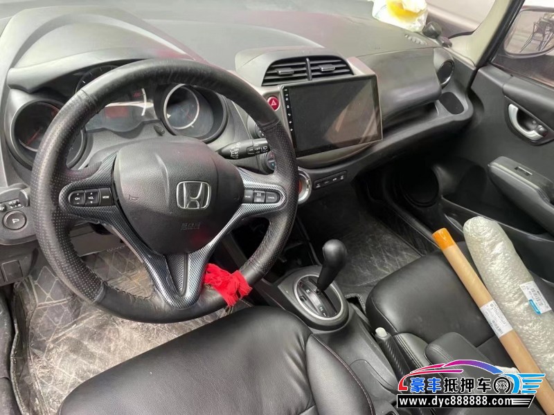 12年本田飞度轿车抵押车出售