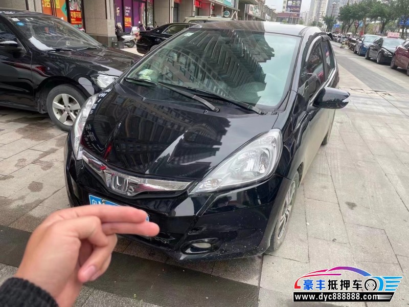 12年本田飞度轿车抵押车出售