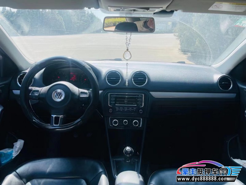 16年大众捷达轿车抵押车出售