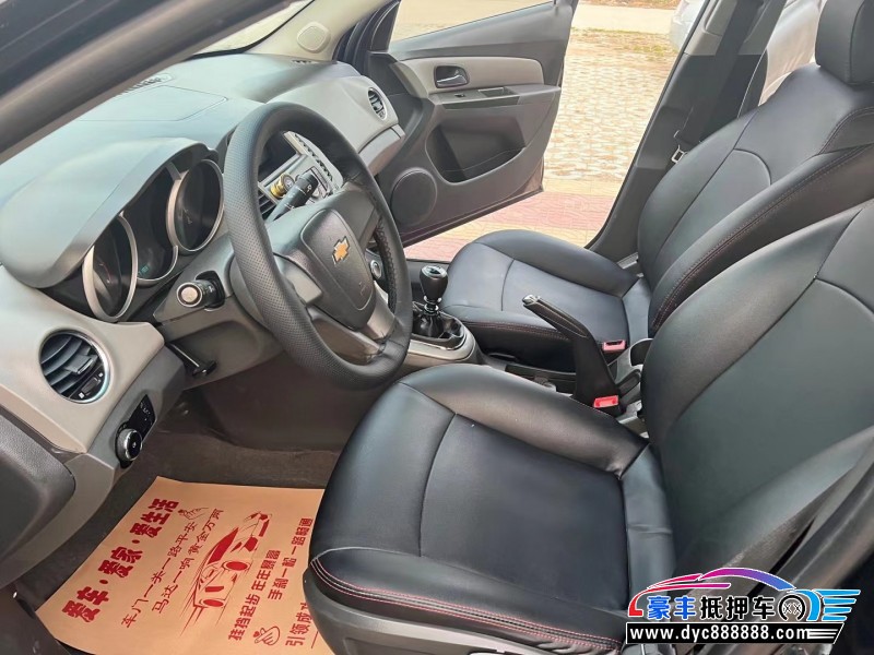 12年雪佛兰科鲁兹轿车抵押车出售