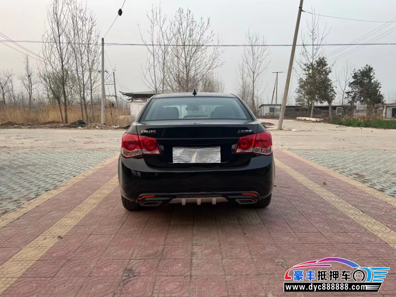 12年雪佛兰科鲁兹轿车抵押车出售