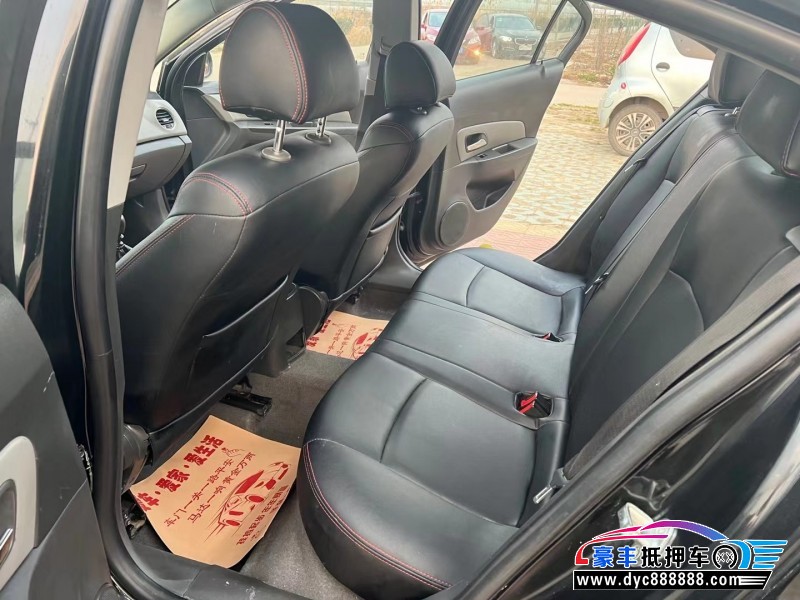 12年雪佛兰科鲁兹轿车抵押车出售