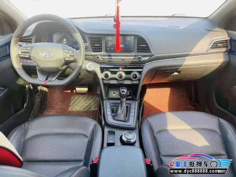 19年现代领动轿车抵押车出售