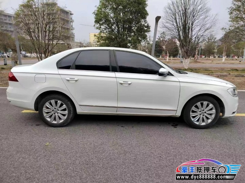 16年大众宝来轿车抵押车出售